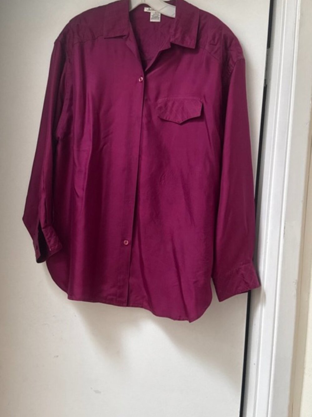 Vintage Ann Taylor 100% Silk Sz M Magenta Button Up Quilted Accents